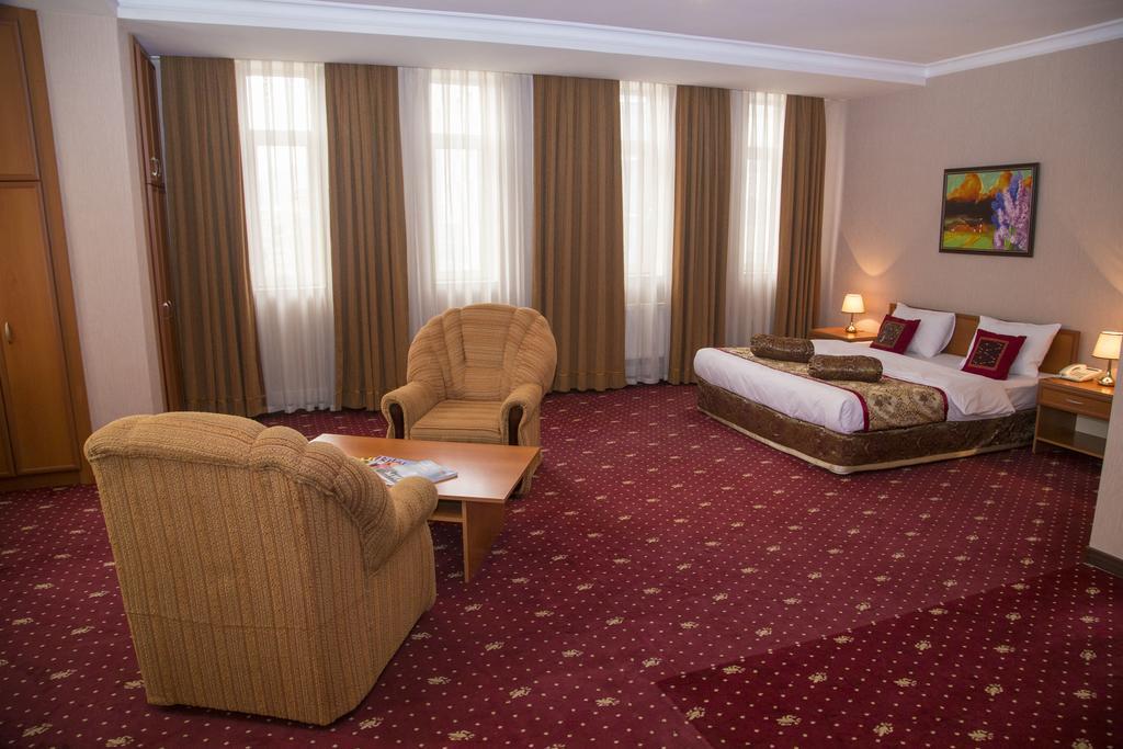 Caspian Palace Hotel Baku Extérieur photo