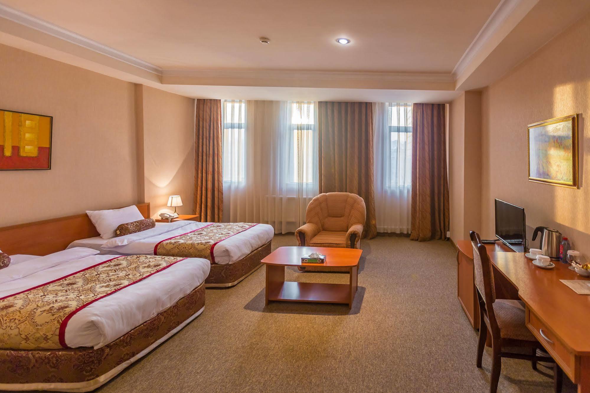 Caspian Palace Hotel Baku Extérieur photo