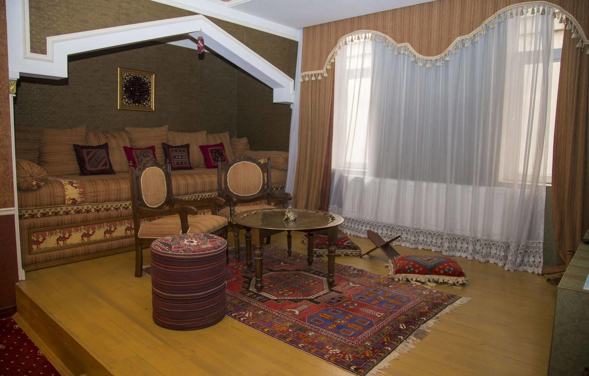 Caspian Palace Hotel Baku Extérieur photo