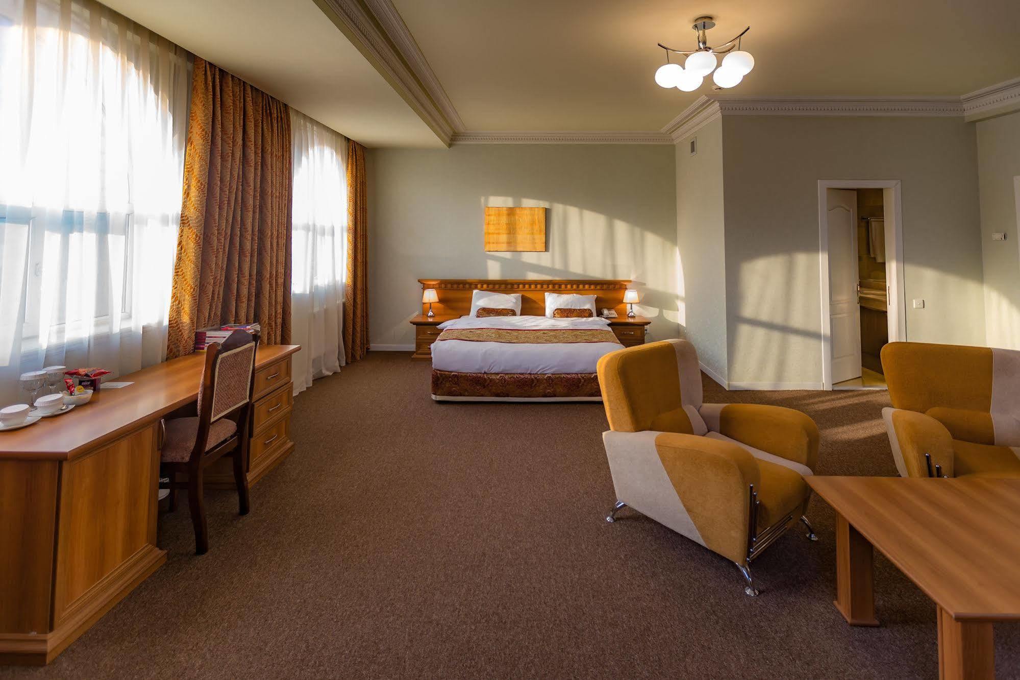 Caspian Palace Hotel Baku Extérieur photo